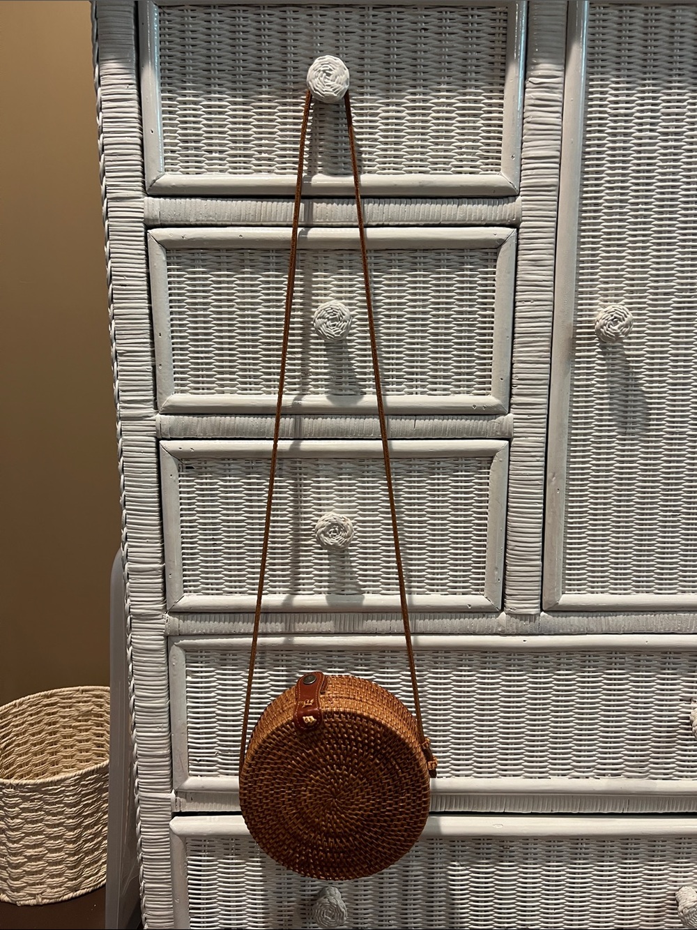 Woven Round Crossbody Bag in Brown